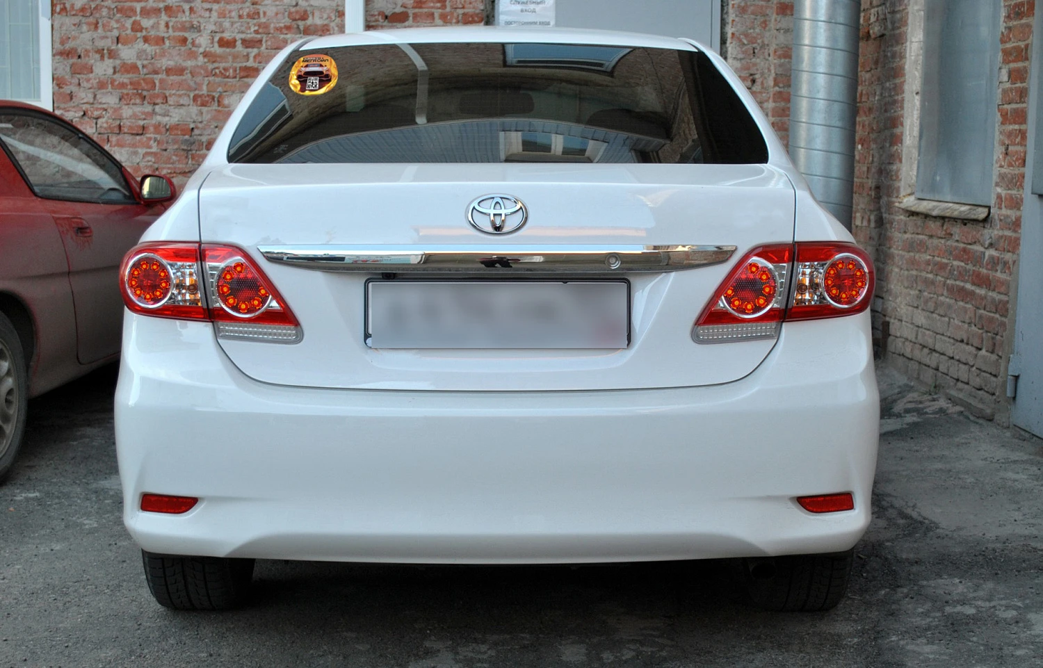 1000 баллов за наклейку